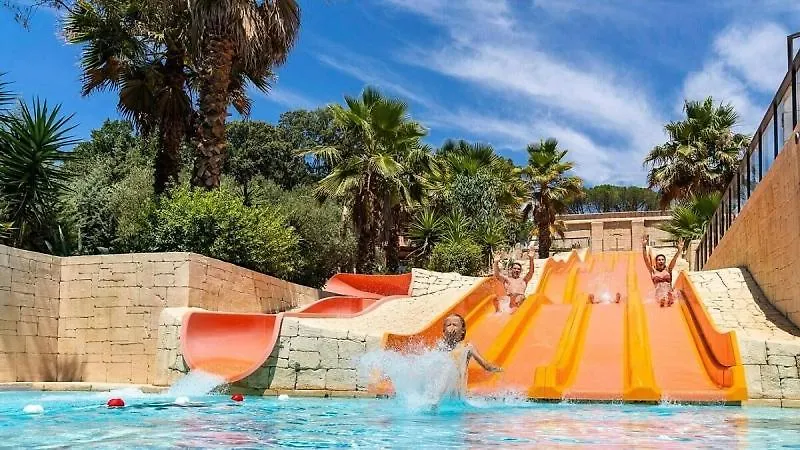 Mobilhome Gamme Residentielle Le Muy Campsite